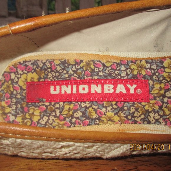 Ladie's/Junior's Heels - Picture 8 of 10